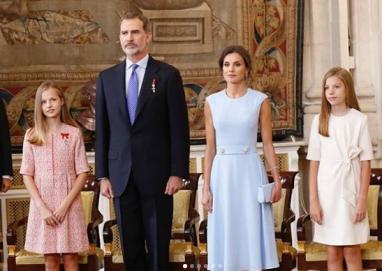 Queen Letizia two daughters and spouse King Felipe